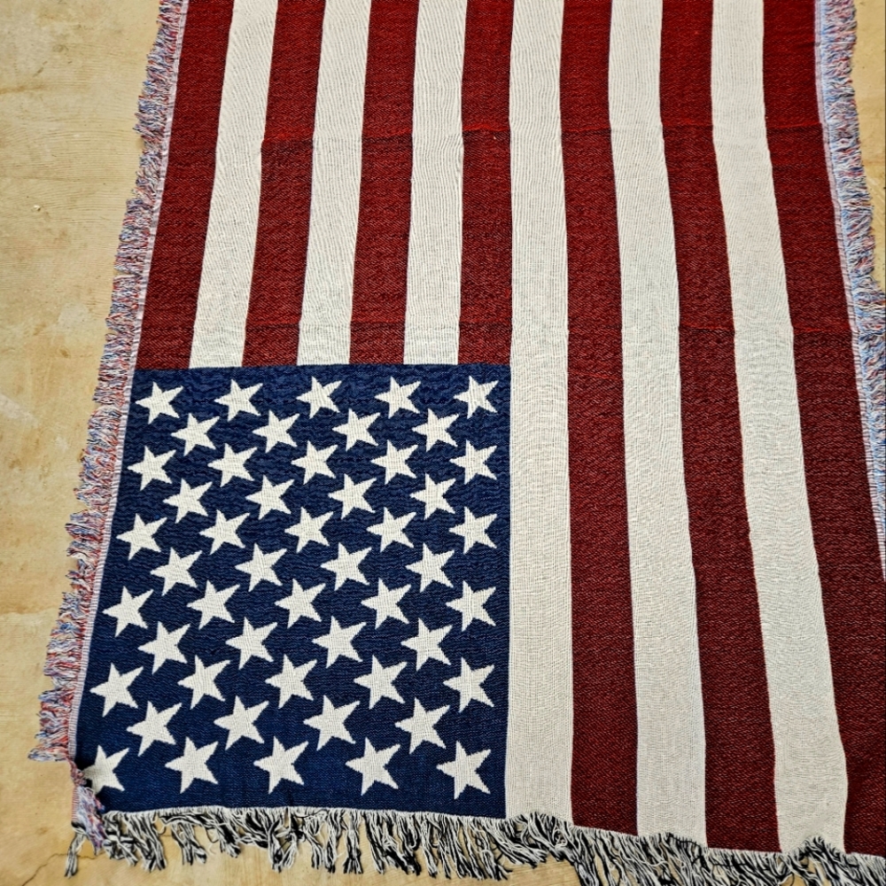 American Flag Pattern Throw Blanket